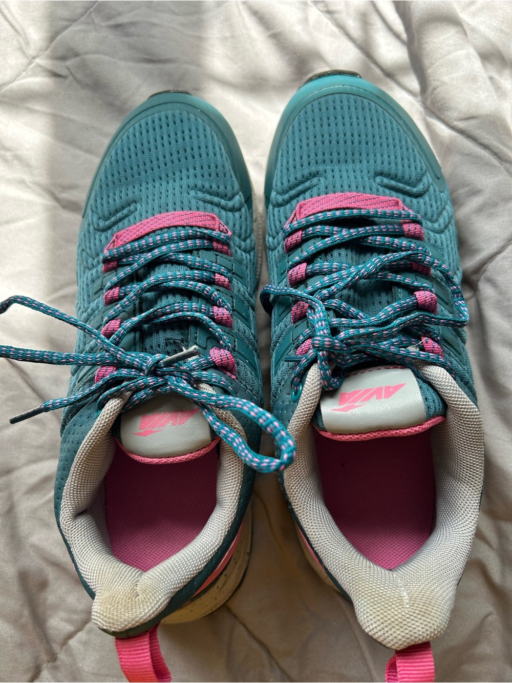 💚3/$25 Avia Teal and Pink Women's Athletic Sneakers 8